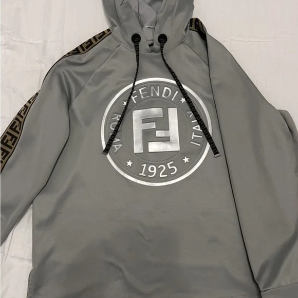 Fendi hoodie - Picture 6 of 7